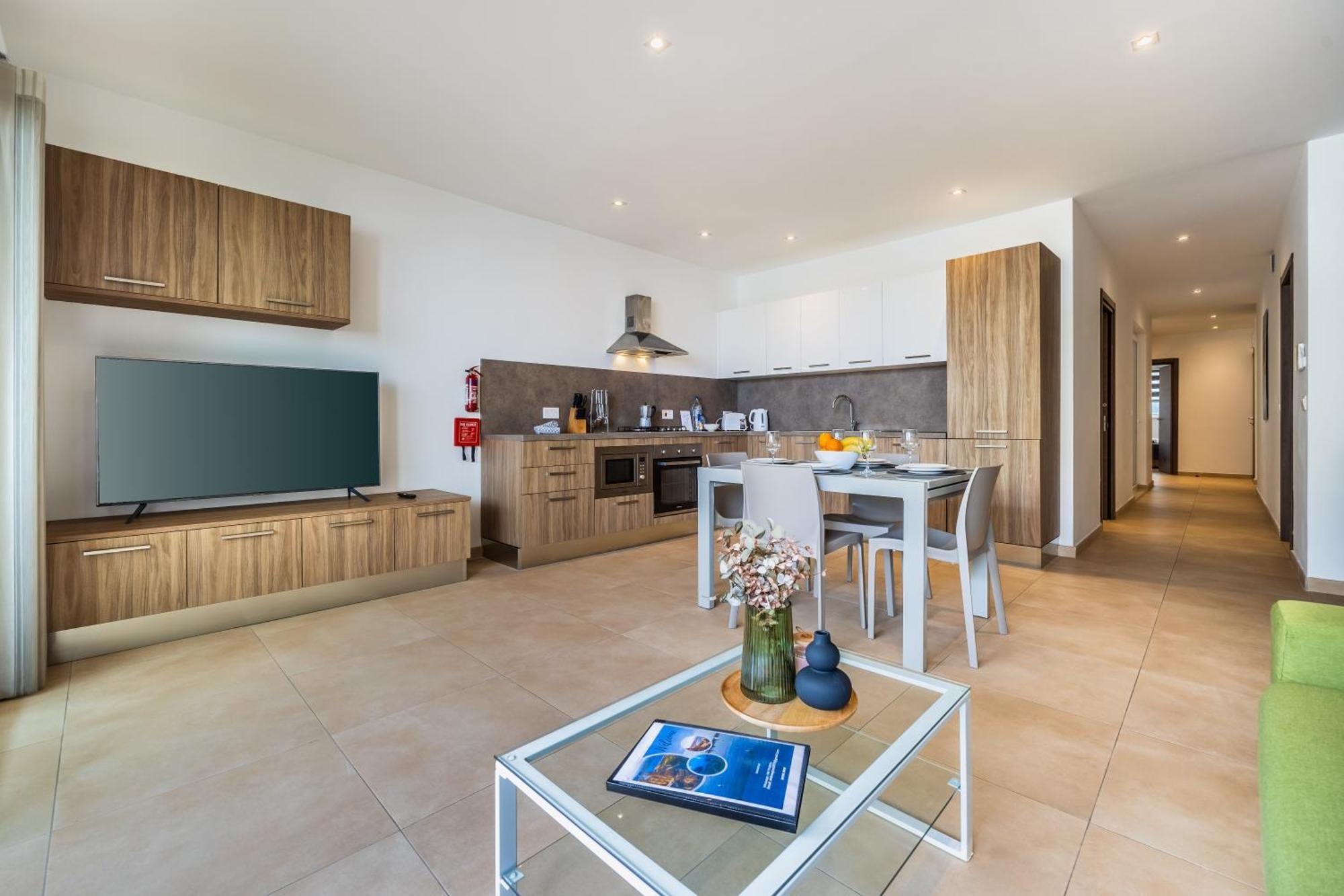 Fl 4 Thelodge-Charming City Retreat By Homely Mellieħa Екстериор снимка